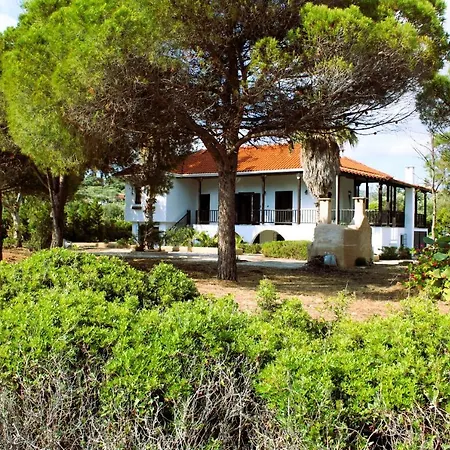 The Sisters Beach House Vathirrevma Exterior photo